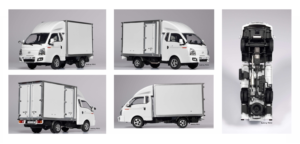 Bachmann Europe plc - Hyundai Porter II Box Truck